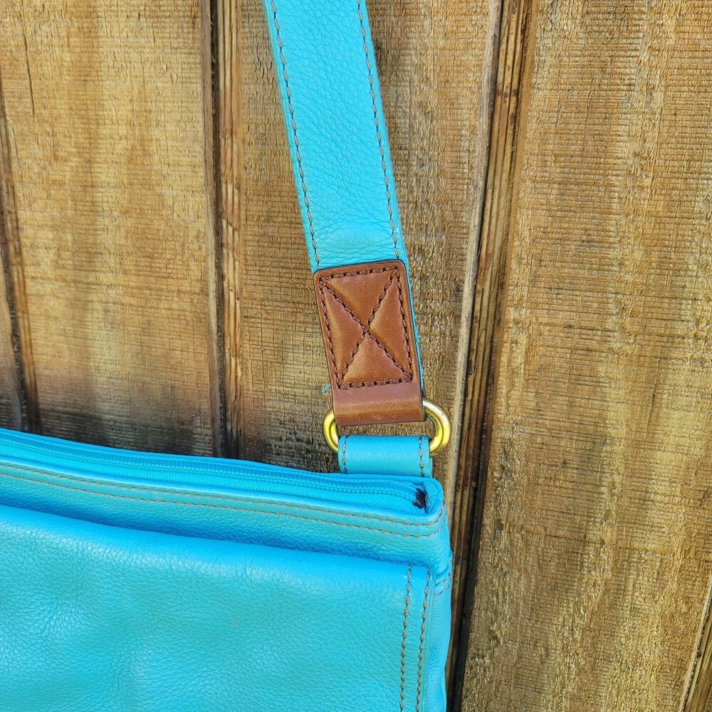 Fossil Morgan Traveler Crossbody Bag Turquoise Pebble Leather - Picture 3 of 16